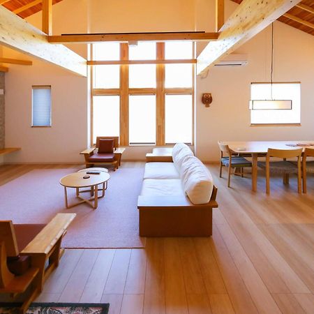Tsuru Apartments NakaNakafurano Εξωτερικό φωτογραφία