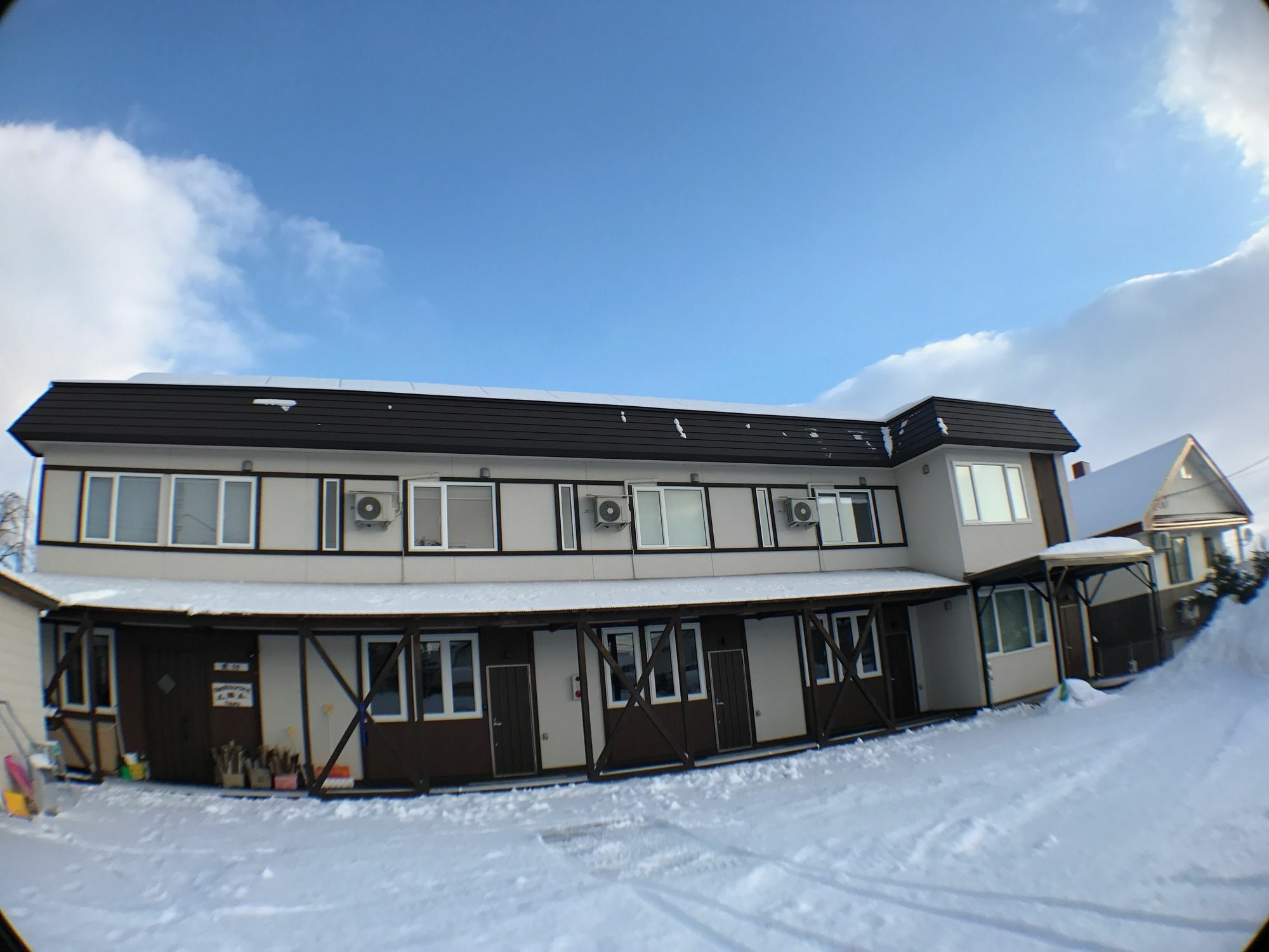 Tsuru Apartments NakaNakafurano Εξωτερικό φωτογραφία
